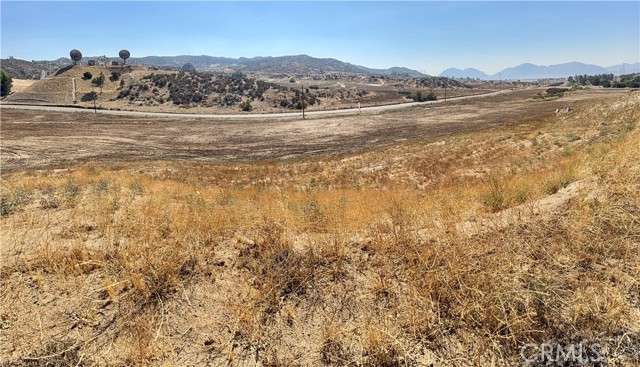 25 Juniper flats road, Nuevo CA: https://media.crmls.org/medias/4674f017-9cf0-41d5-b6e7-6389b7c9bea2.jpg