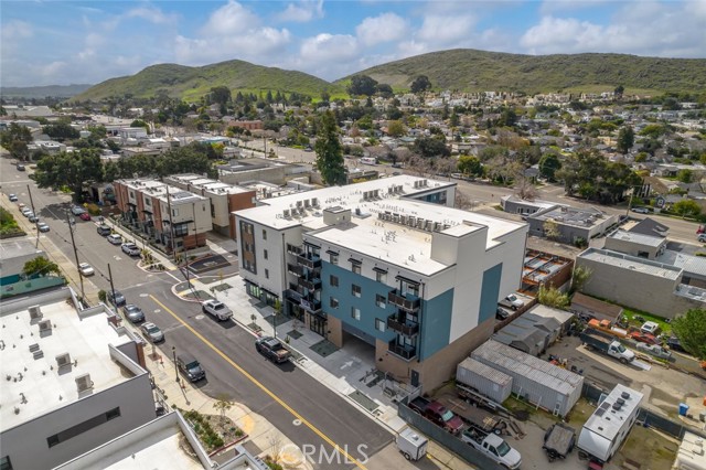 2475 Victoria Avenue, San Luis Obispo, California 93401, ,Commercial Sale,For Sale,2475 Victoria Avenue,CRSC23207216