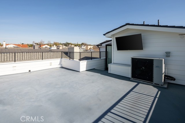 Detail Gallery Image 17 of 17 For 616 Acacia, Corona Del Mar,  CA 92625 - 3 Beds | 3/1 Baths