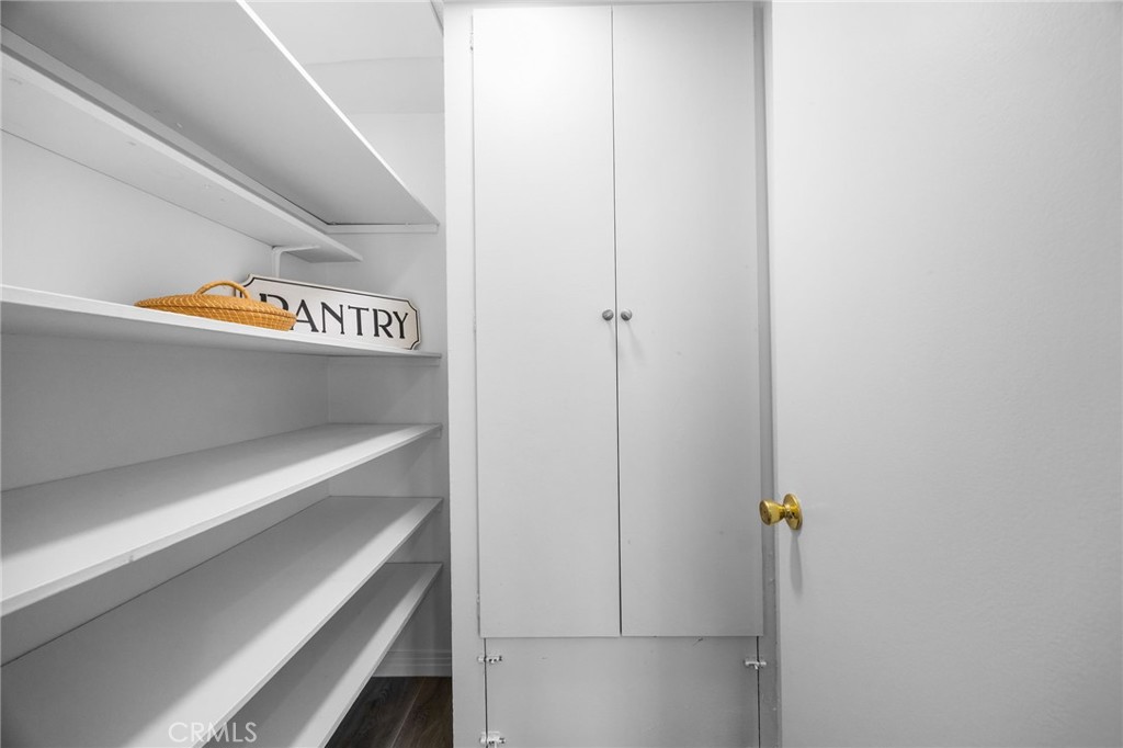 https://media.crmls.org/medias/46781ce1-46c8-4fa7-a41d-81b92369f7b7.jpg?preset=X-Large