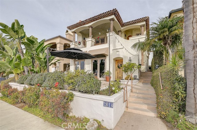 2614 Ocean Boulevard, Corona del Mar CA: https://media.crmls.org/medias/4678625e-373f-41ab-a237-87ae7f8c3159.jpg