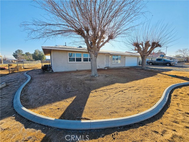 14097 Pawnee Road, Apple Valley, California 92307, 3 Bedrooms Bedrooms, ,1 BathroomBathrooms,Single Family Residence,For Sale,Pawnee,HD25022953