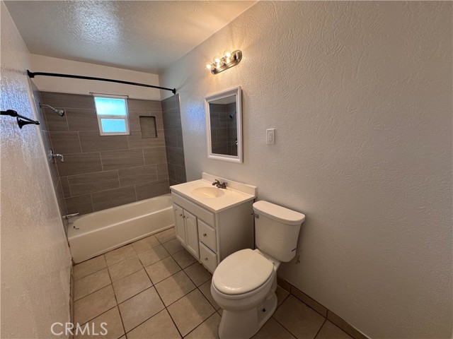 Detail Gallery Image 8 of 18 For 25595 Cheryle St, Barstow,  CA 92311 - 3 Beds | 1/1 Baths