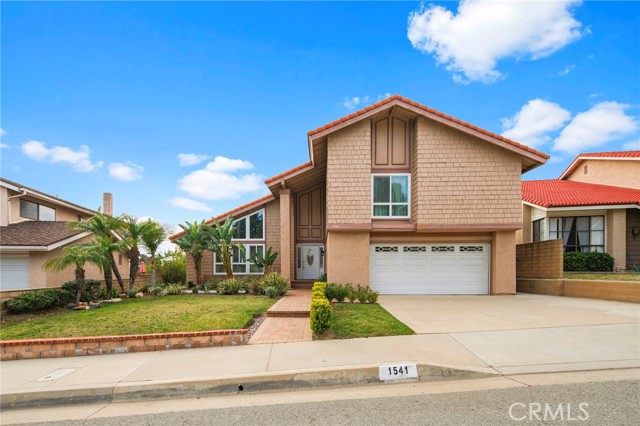 1541 Deer Crossing Dr, Diamond Bar, CA 91765