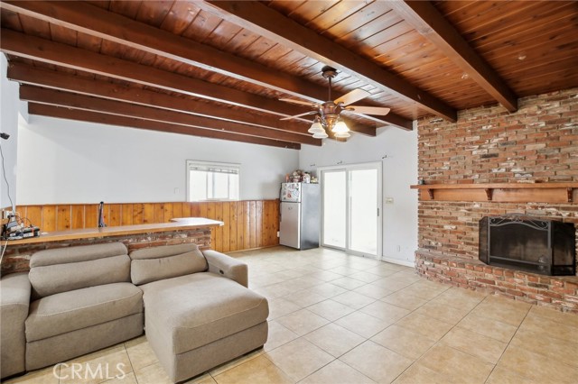 3686 Palo Verde Avenue, Long Beach CA: https://media.crmls.org/medias/467a26d6-9a15-47dd-9040-ec4ea6c487c6.jpg
