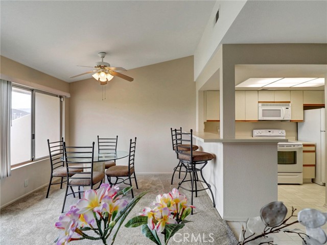 78209 Indigo Drive, La Quinta CA: https://media.crmls.org/medias/467ac846-59b9-431e-ba0e-dbfebed6d251.jpg