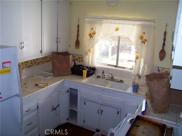 Detail Gallery Image 10 of 18 For 801 S State, Hemet,  CA 92543 - 2 Beds | 1 Baths