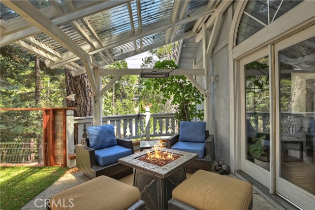 26746 Oakmont Drive, Lake Arrowhead CA: https://media.crmls.org/medias/467bab88-1ee4-42d2-b89a-aa2d30cb1582.jpg