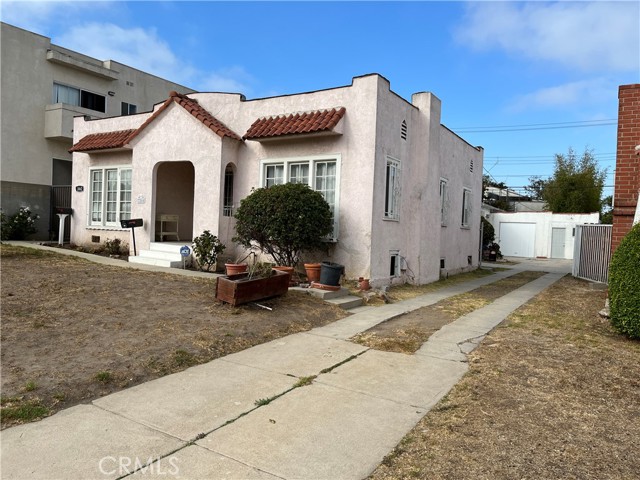 3862 Prospect Avenue photo 1