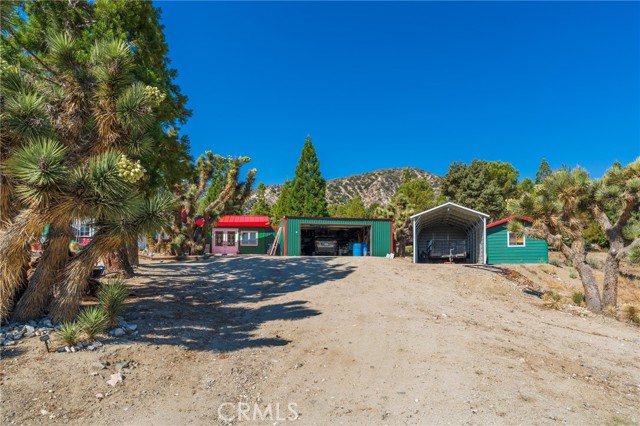 Detail Gallery Image 9 of 73 For 2184 Oak Springs Valley Rd, Wrightwood,  CA 92397 - 3 Beds | 2 Baths