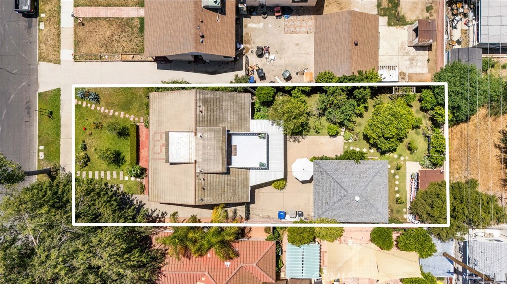 https://media.crmls.org/medias/467c3a56-5f35-45c9-91be-07f8cdb56b37.jpg?preset=X-Large