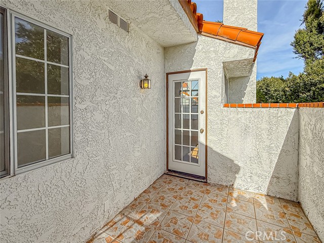 Detail Gallery Image 17 of 36 For 206 Camino Cortina, Camarillo,  CA 93010 - 3 Beds | 3 Baths