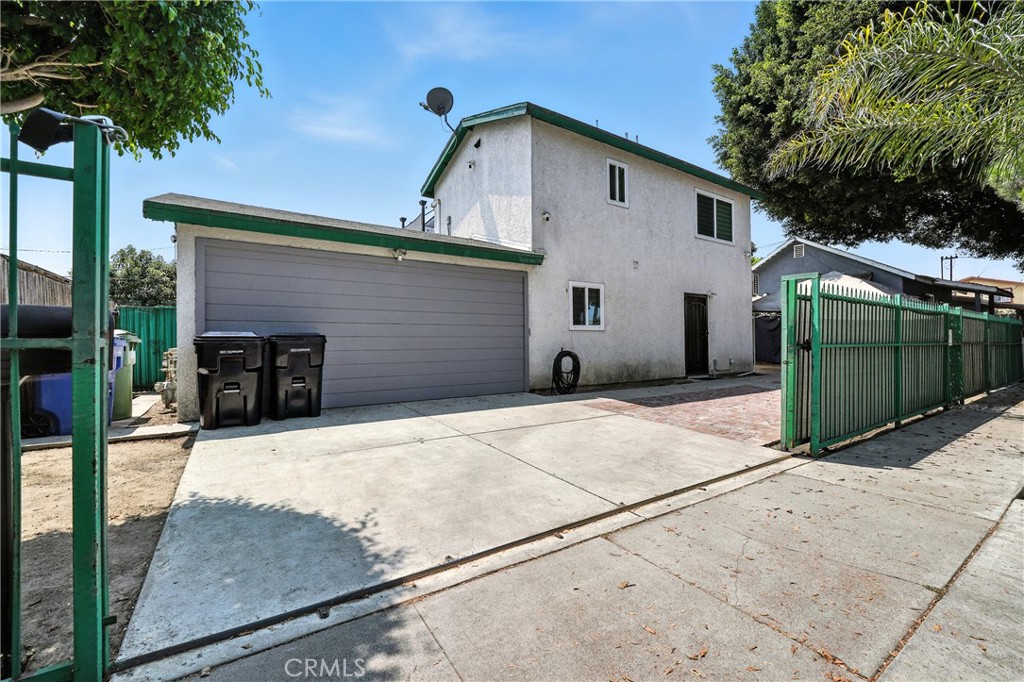 MLS #DW25183548 img 2