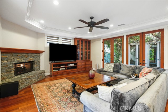 Detail Gallery Image 23 of 71 For 1314 19th St, Manhattan Beach,  CA 90266 - 5 Beds | 4/2 Baths
