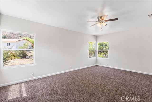 33325 Fairview Street, Lake Elsinore CA: https://media.crmls.org/medias/467ec842-2d9e-4ea3-9770-72631999bb0b.jpg