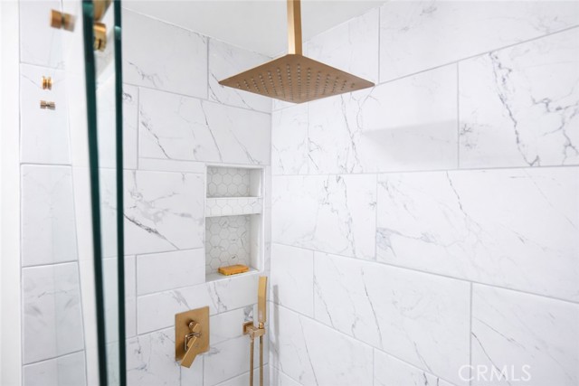 Detail Gallery Image 9 of 15 For 421 S La Fayette Park #404,  Los Angeles,  CA 90057 - 2 Beds | 1 Baths