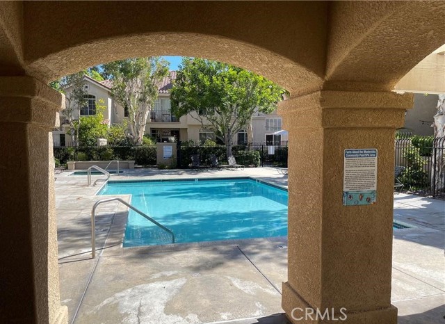 8215 E White Oak, Orange CA: https://media.crmls.org/medias/46805063-0060-4c16-82e2-348e9a6e6f2c.jpg