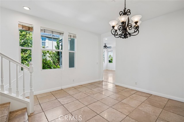 Detail Gallery Image 7 of 28 For 56 Fringe Tree, Irvine,  CA 92606 - 4 Beds | 3 Baths