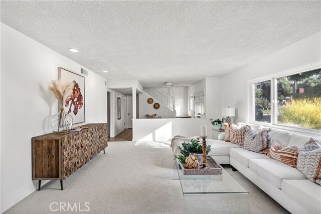 2701 Valley Drive, Manhattan Beach, California 90266, 4 Bedrooms Bedrooms, ,2 BathroomsBathrooms,Residential,Sold,Valley,SB23158108