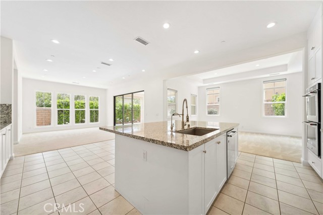 Detail Gallery Image 14 of 66 For 188 Pinnacle Dr, Lake Forest,  CA 92630 - 5 Beds | 4 Baths