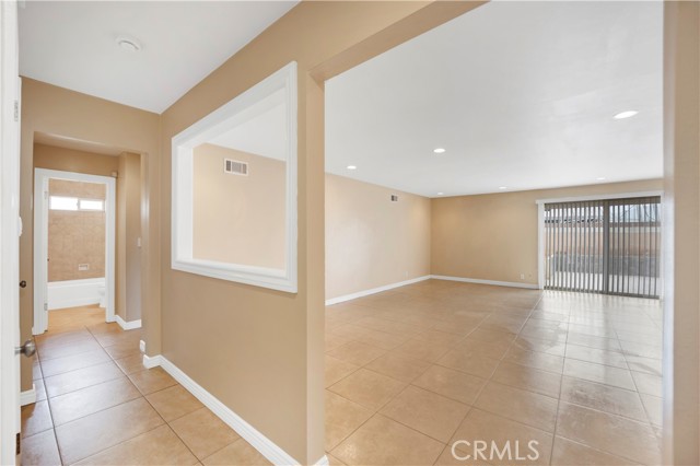 16924 Belforest Drive, Carson CA: https://media.crmls.org/medias/4681651d-3542-4f98-9022-bc1925dc917d.jpg