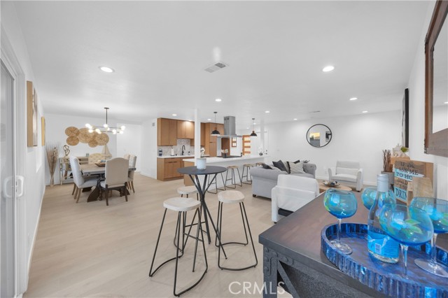 Image 11 of 33 For 10592 Pamela