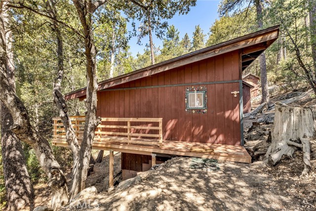 25405 Point Of Rocks Drive, Idyllwild CA: https://media.crmls.org/medias/4681fd07-82ba-4527-b60d-4aa63a44b407.jpg