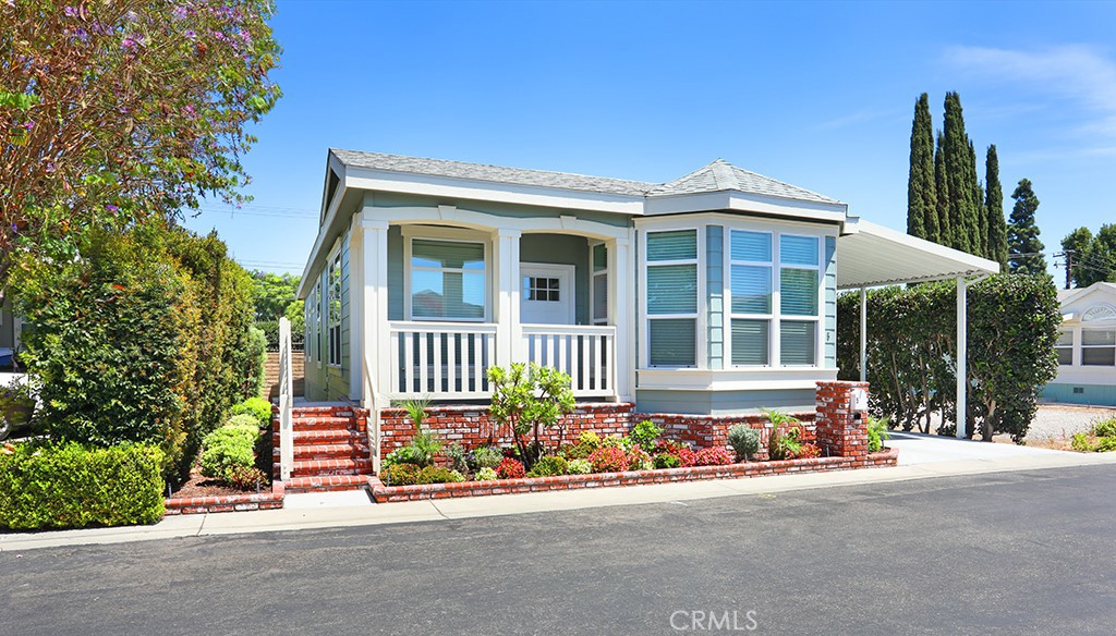 MLS #OC26167395 image #2