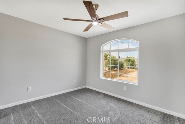 Detail Gallery Image 28 of 32 For 18420 Wisteria St, Hesperia,  CA 92345 - 4 Beds | 2/1 Baths