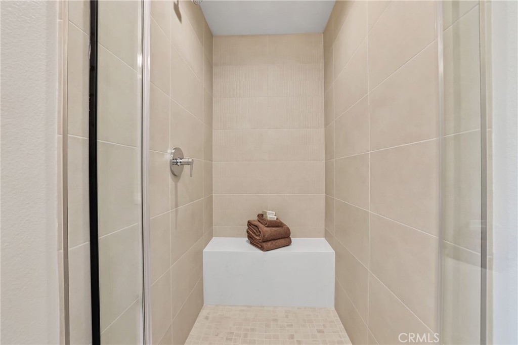 https://media.crmls.org/medias/4682a24b-2204-4063-8cf4-93373092515f.jpg?preset=X-Large