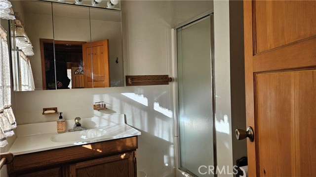 Detail Gallery Image 19 of 34 For 33294 Wild Rose Dr, Green Valley Lake,  CA 92341 - 2 Beds | 2 Baths