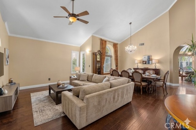 Detail Gallery Image 16 of 70 For 20344 Calhaven, Saugus,  CA 91390 - 3 Beds | 2/1 Baths