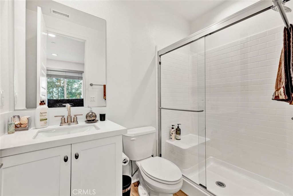 46831cd8 F08e 4332 B776 7f4240a3c5da