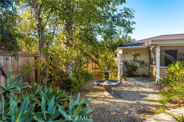 Detail Gallery Image 30 of 37 For 13382 Mount Hood Dr, North Tustin,  CA 92705 - 4 Beds | 3 Baths