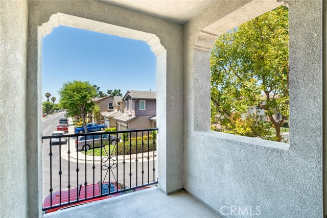 13563 Mashona Avenue, Chino CA: https://media.crmls.org/medias/46844327-b774-495e-8cda-d3fc12f196c1.jpg