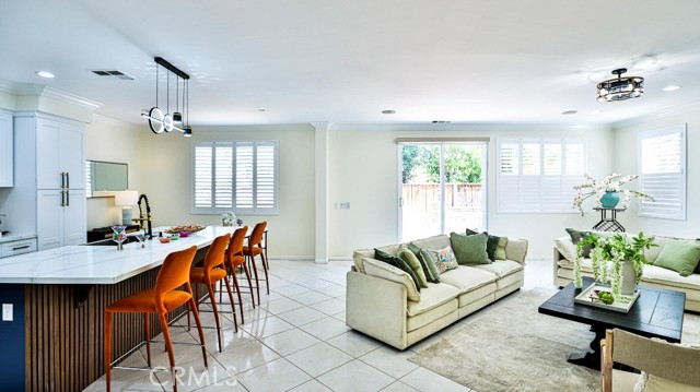 Detail Gallery Image 10 of 63 For 11068 Sweetgum St, Corona,  CA 92883 - 5 Beds | 3 Baths