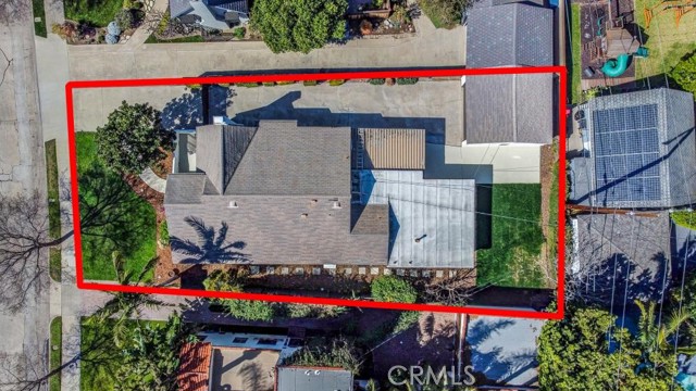 2327 Bonnie Brae, Santa Ana CA: https://media.crmls.org/medias/468671e4-c17b-4db6-8aed-65e91c2b5b53.jpg