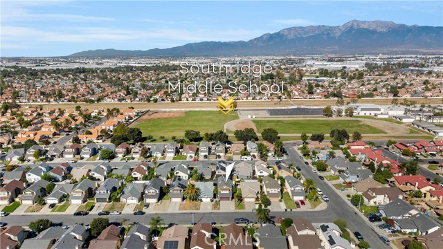 Detail Gallery Image 28 of 31 For 11798 Rustic, Fontana,  CA 92337 - 3 Beds | 2/1 Baths
