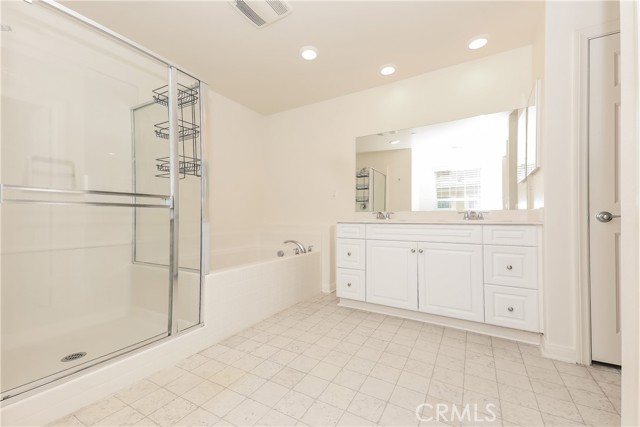 Detail Gallery Image 10 of 14 For 7460 Jersey St, Chino,  CA 91708 - 4 Beds | 2/1 Baths