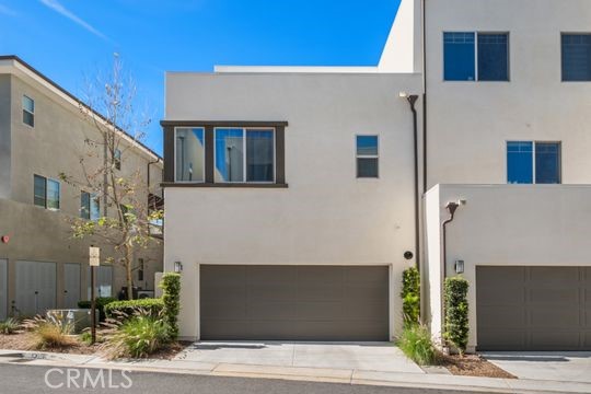 Detail Gallery Image 35 of 37 For 165 Frame, Irvine,  CA 92618 - 4 Beds | 3/1 Baths