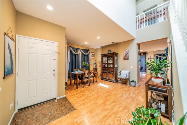 Detail Gallery Image 4 of 29 For 855 Browning Ct, San Jacinto,  CA 92583 - 5 Beds | 2/1 Baths