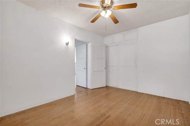6252 Camellia Avenue, North Hollywood CA: https://media.crmls.org/medias/4689e13c-8ebf-40ba-a0c0-f4c684933558.jpg