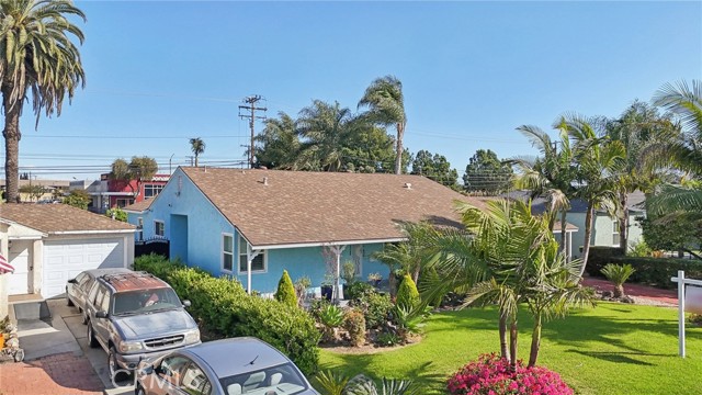 Image 38 of 52 For 12268 Samoline Avenue