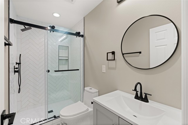 1401 Highland Street, Santa Ana CA: https://media.crmls.org/medias/468a8183-e114-41e2-9c3c-8bb4af1da6e1.jpg