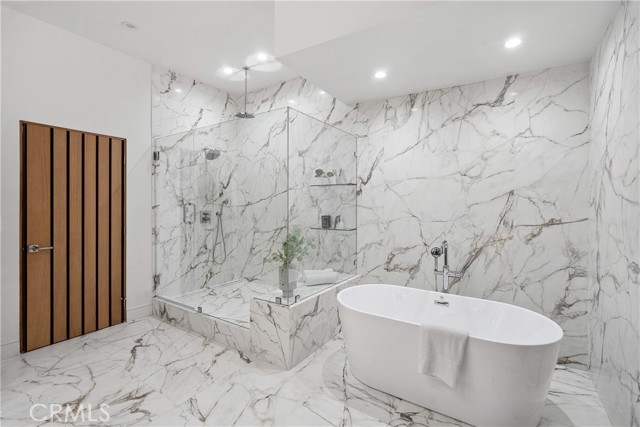Detail Gallery Image 26 of 53 For 4001 Coldstream, Tarzana,  CA 91356 - 6 Beds | 6/1 Baths