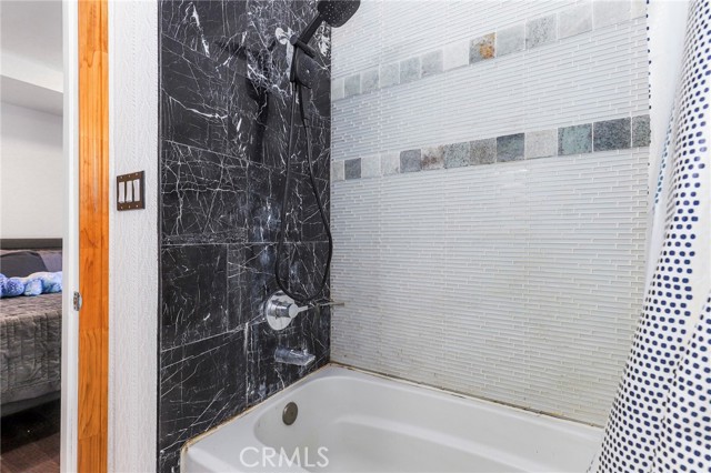 Detail Gallery Image 22 of 33 For 2625 S Denison Ave, San Pedro,  CA 90731 - 2 Beds | 2 Baths