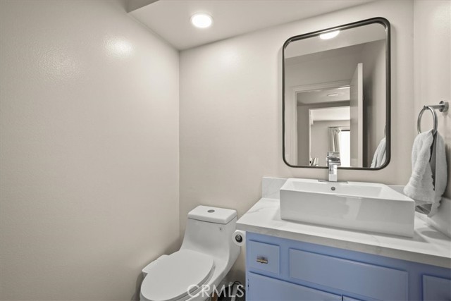 Detail Gallery Image 34 of 43 For 6613 Poppyview Dr, Oak Park,  CA 91377 - 3 Beds | 2/1 Baths