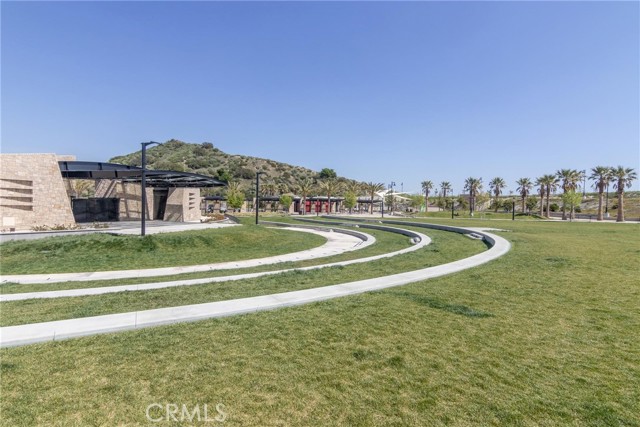 Detail Gallery Image 27 of 27 For 20724 W Beech Cir, Porter Ranch,  CA 91326 - 4 Beds | 3 Baths