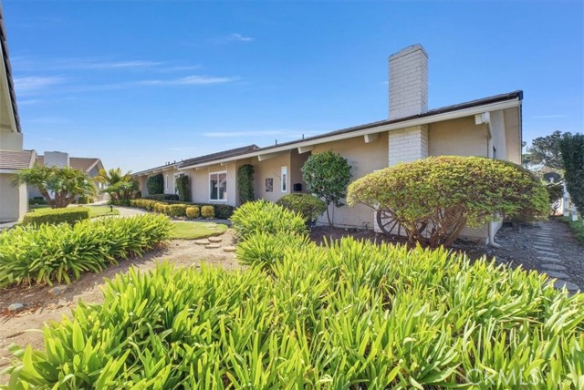 Detail Gallery Image 4 of 35 For 31358 Flying Cloud Drive, Laguna Niguel,  CA 92677 - 2 Beds | 2 Baths
