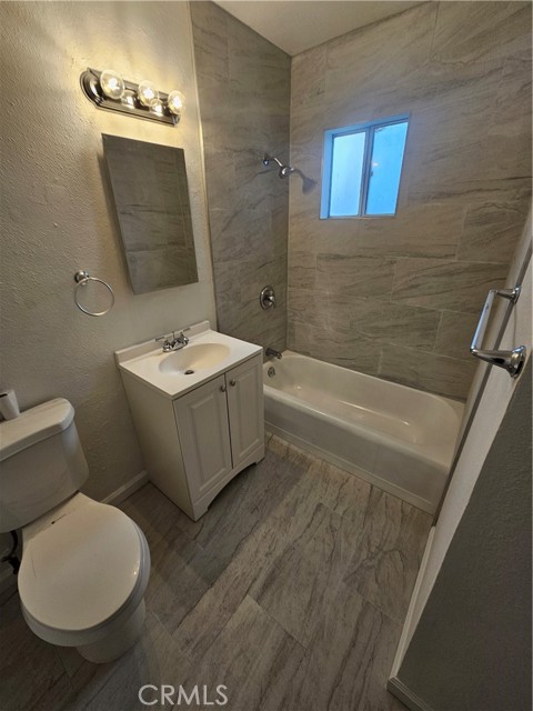 Detail Gallery Image 2 of 6 For 2666 N Waterman, San Bernardino,  CA 92404 - 1 Beds | 1 Baths